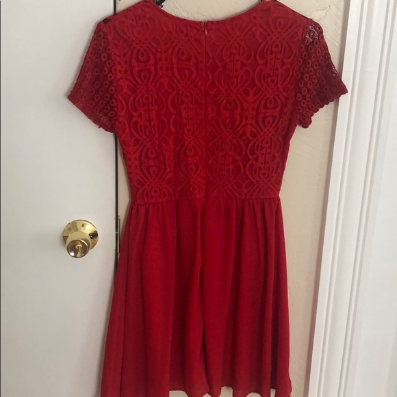 Red lace mini dress - Picture 2 of 2